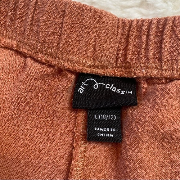 ART class girls shorts - Picture 2 of 4